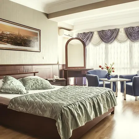 King-Hotel-Peje-Beds