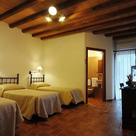 Hotel-Ristorante-Da-Righetto-Campagnano-Di-Roma-Room