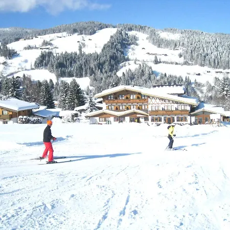 Alpenhotel-Landhaus-Kuechl-Kirchberg-in-Tirol-Exterior