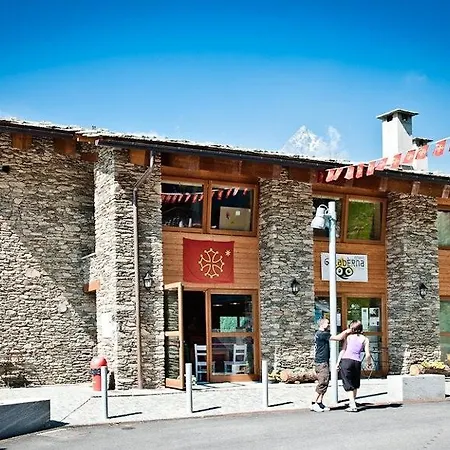 Rifugio-Galaberna-Hotel-Ostana-Exterior