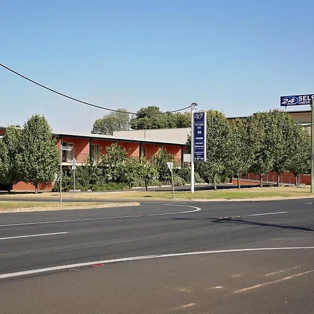 Forbes-Victoria-Inn-Exterior