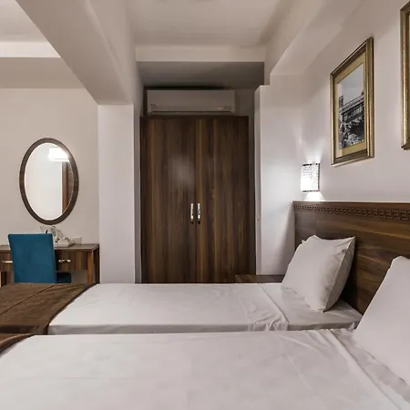 Slimiza-Suites-Sliema-Room