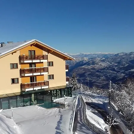 Hotel-Monte-Bondone-Vaneze-Exterior