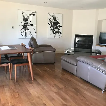 Hakuba-West-Coast-Inn-Villa-Room