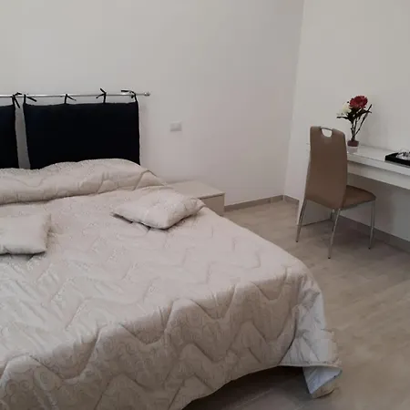 Rosa-Del-Salento-Bed-Breakfast-Lecce-Beds