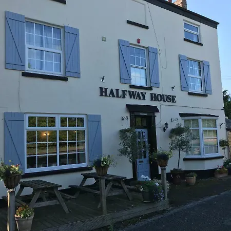Halfway-House-Hotel-Great-Malvern-Exterior