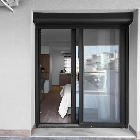 Penthouse-Level-8-Nilie-Hospitality-Mgmt-Apartment-Thessaloniki-Exterior