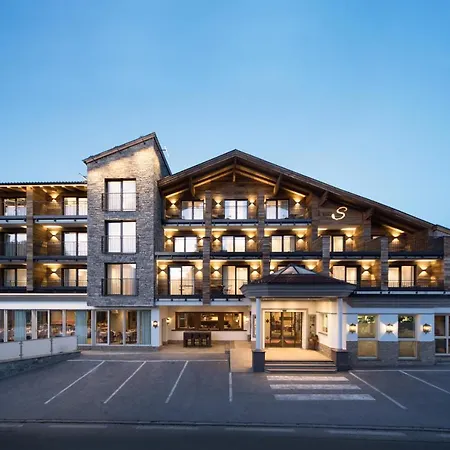 Hotel-Stubai-Schonberg-im-Stubaital-Exterior