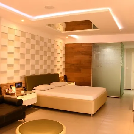 Motel-Del-Rey-Salvador-Room